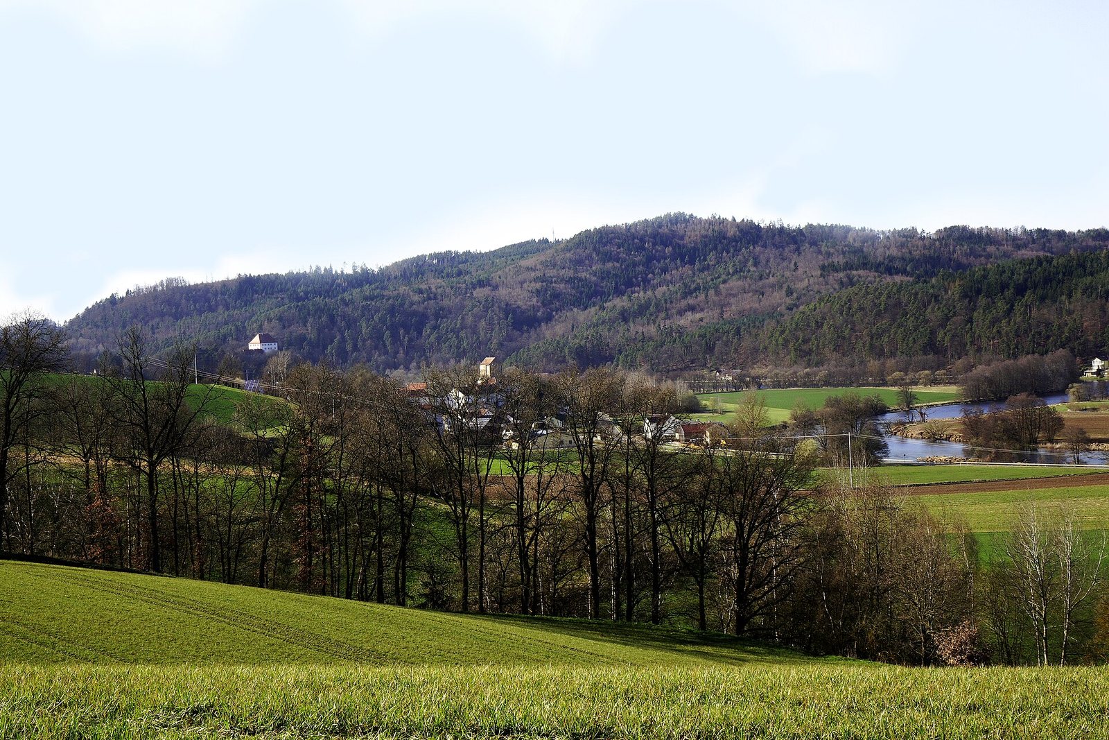 Die Naristen: Ein kleines Volk an der Donau