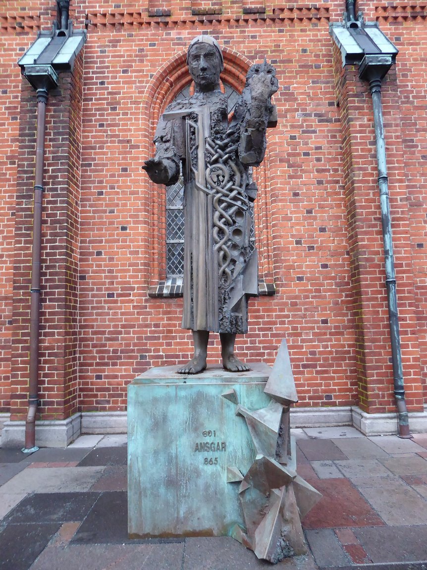 Ansgar-Statue in Ribe — der „Apostel des Nordens“ vor der ältesten Bischofsstadt Dänemarks.